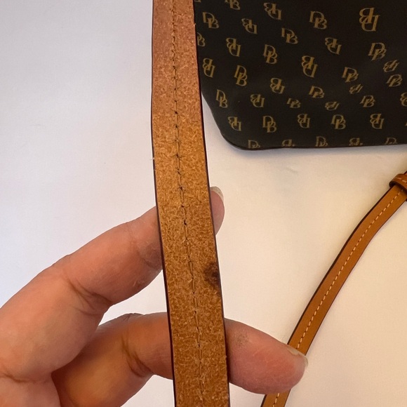 Large Dooney & Bourke Crossbody Satchel - Picture 7 of 8
